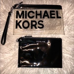 NEW Michael Kors Wristlet